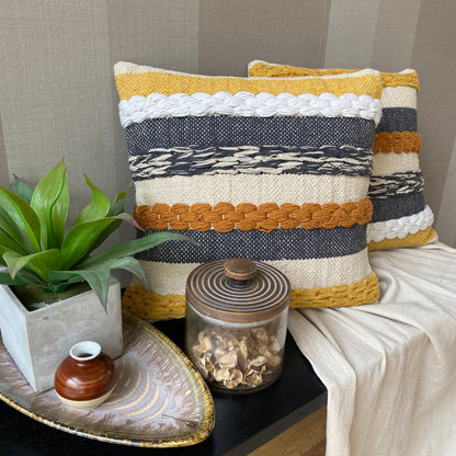 Sunshine tufted cushion cover - 1 pcs